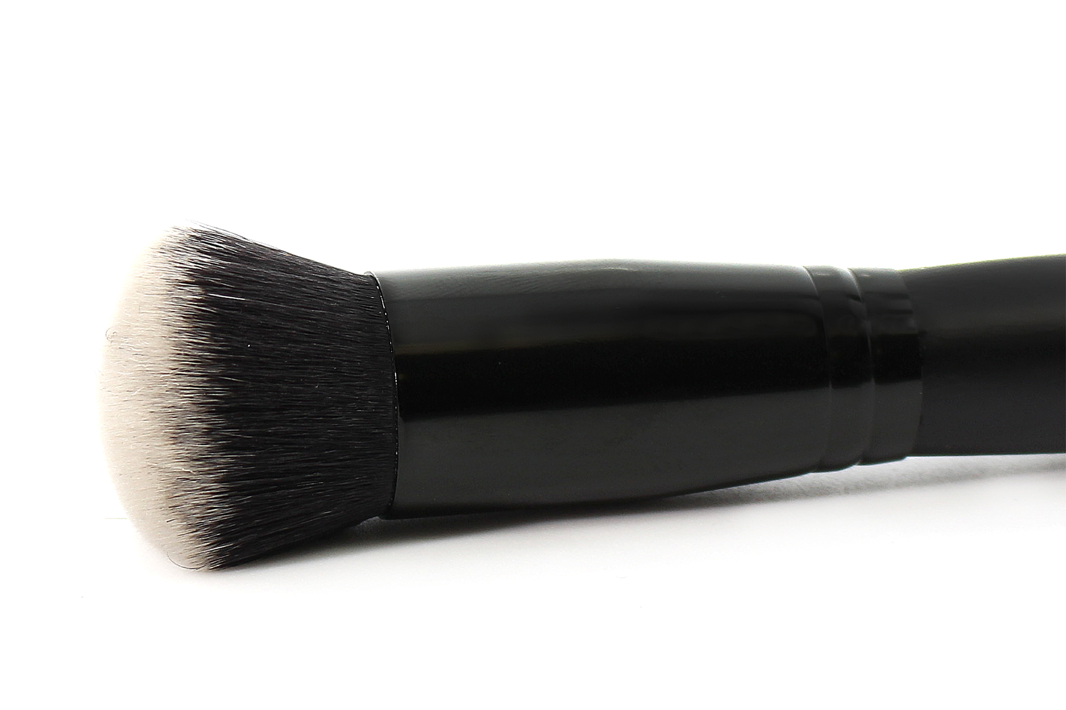 מברשת מספר 20 קאבוקי מעוגלת דחוסה