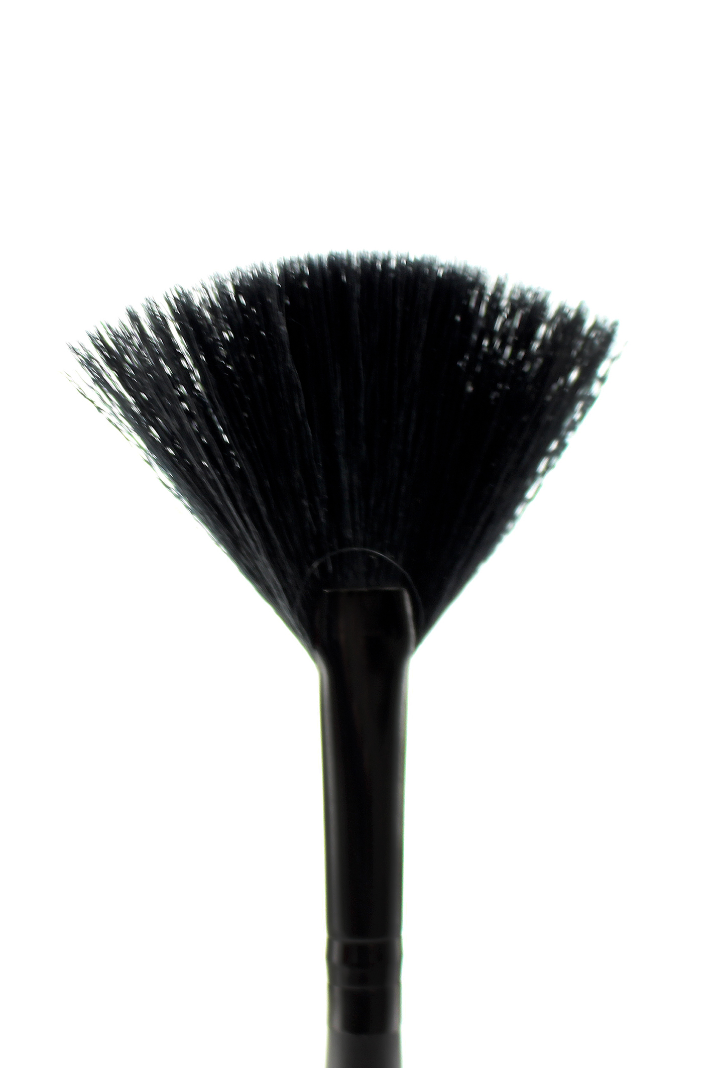 מברשת מניפה