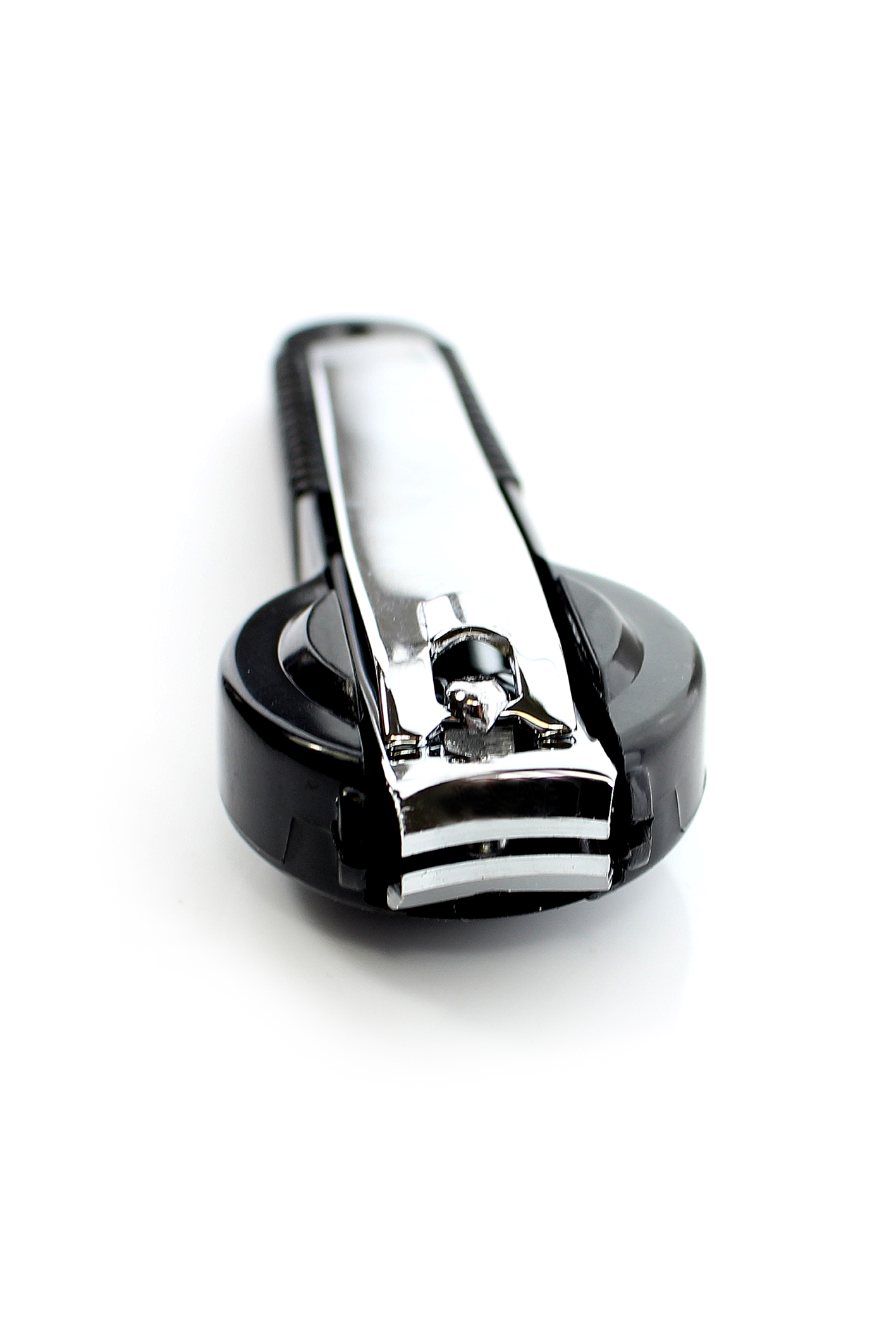 קוצץ ציפורניים עם מיכל פסולת