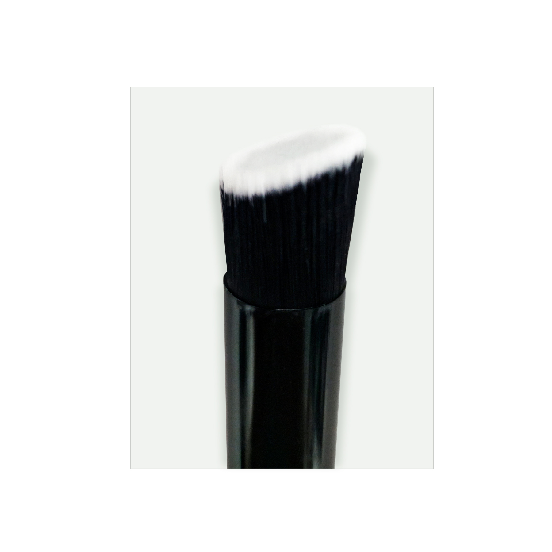 מכחול אלכסוני רב תכליתי